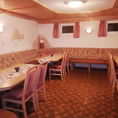 Pension Schoepf Arzl im Pitztal Extérieur photo