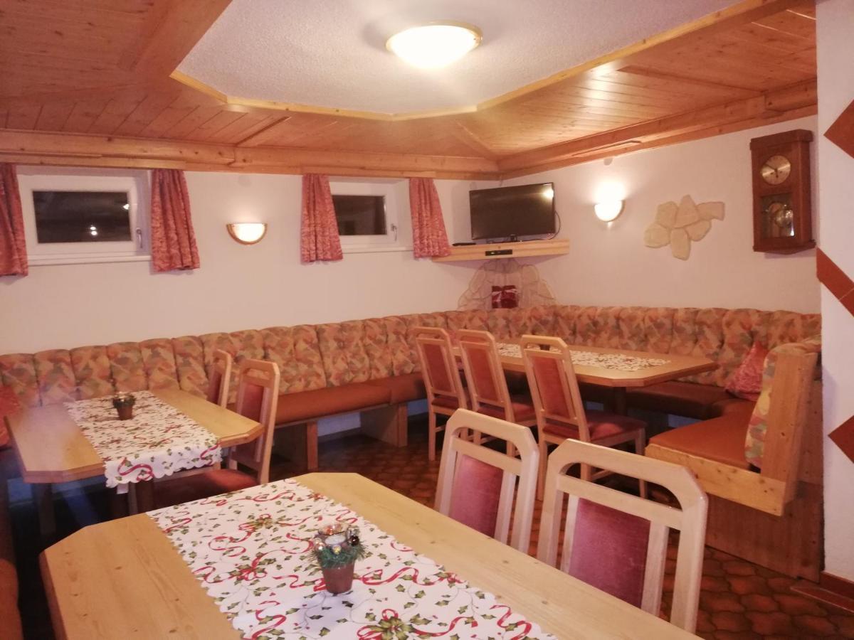 Pension Schoepf Arzl im Pitztal Extérieur photo